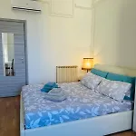 Sweet Home, Vercelli * Milán