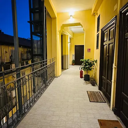 Sweet Home, Vercelli Daire Milano